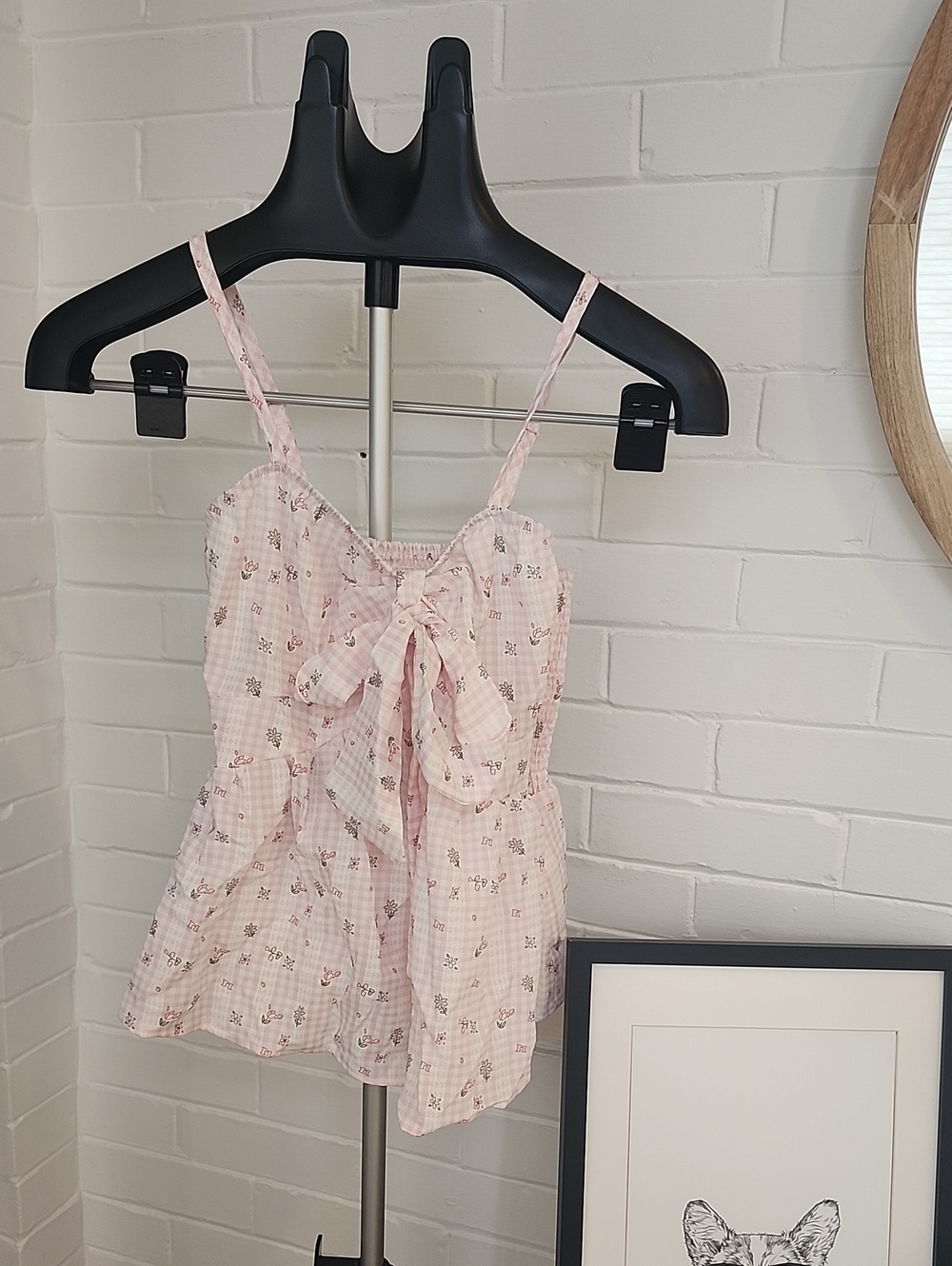 Women’s Pink Floral Tie-Front Spaghetti Strap Top, Small